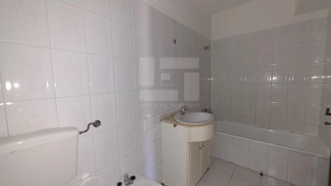 Apartamento T2 para Venda em Cacém e São Marcos