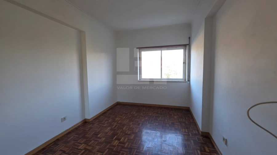 Apartamento T2 para Venda em Cacém e São Marcos Foto 15