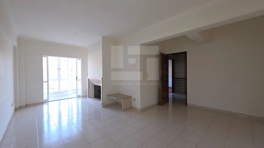 Apartamento T2 para Venda em Cacém e São Marcos Foto 21