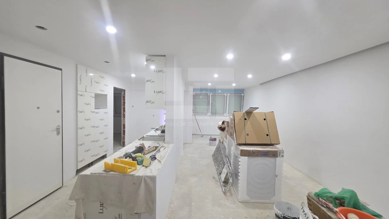 Apartamento T4 para Venda em Almada, Cova da Piedade, Pragal e Cacilhas Foto 4