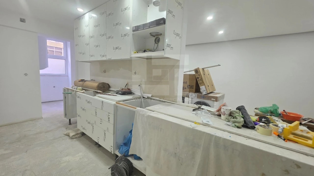 Apartamento T4 para Venda em Almada, Cova da Piedade, Pragal e Cacilhas Foto 6