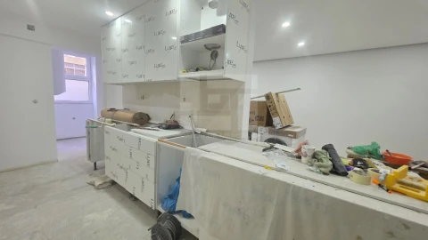 Apartamento T4 para Venda em Almada, Cova da Piedade, Pragal e Cacilhas