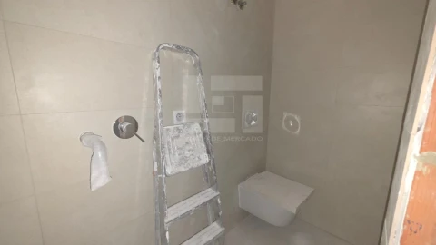 Apartamento T4 para Venda em Almada, Cova da Piedade, Pragal e Cacilhas