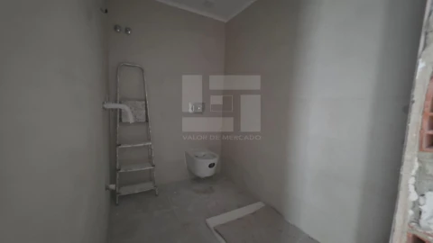 Apartamento T4 para Venda em Almada, Cova da Piedade, Pragal e Cacilhas