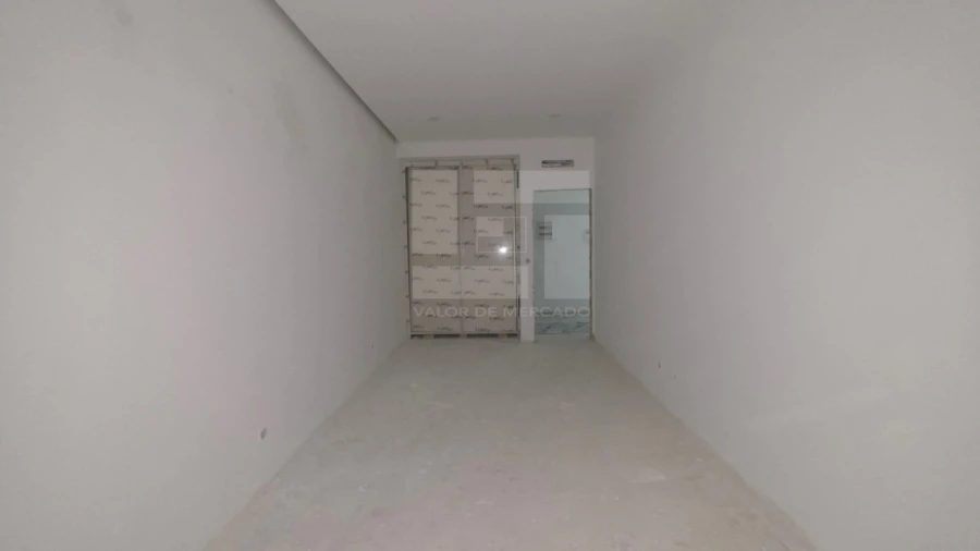Apartamento T4 para Venda em Almada, Cova da Piedade, Pragal e Cacilhas Foto 22