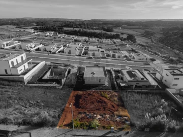 Terreno para Venda em Caldas da Rainha - Santo Onofre e Serra do Bouro