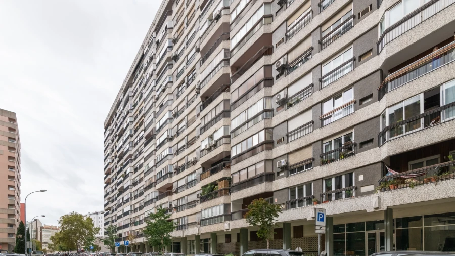 Apartamento T2 para Arrendamento em Algés, Linda-A-Velha e Cruz Quebrada-Dafundo