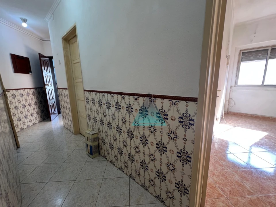 Apartamento T2 para Venda em Amora Foto 6