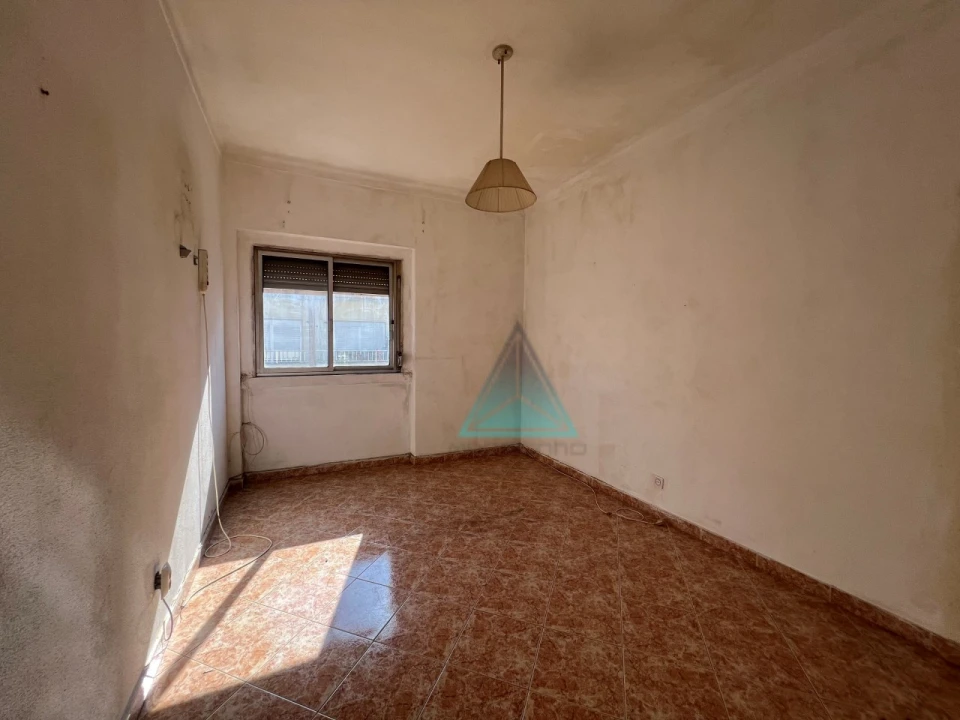 Apartamento T2 para Venda em Amora Foto 18
