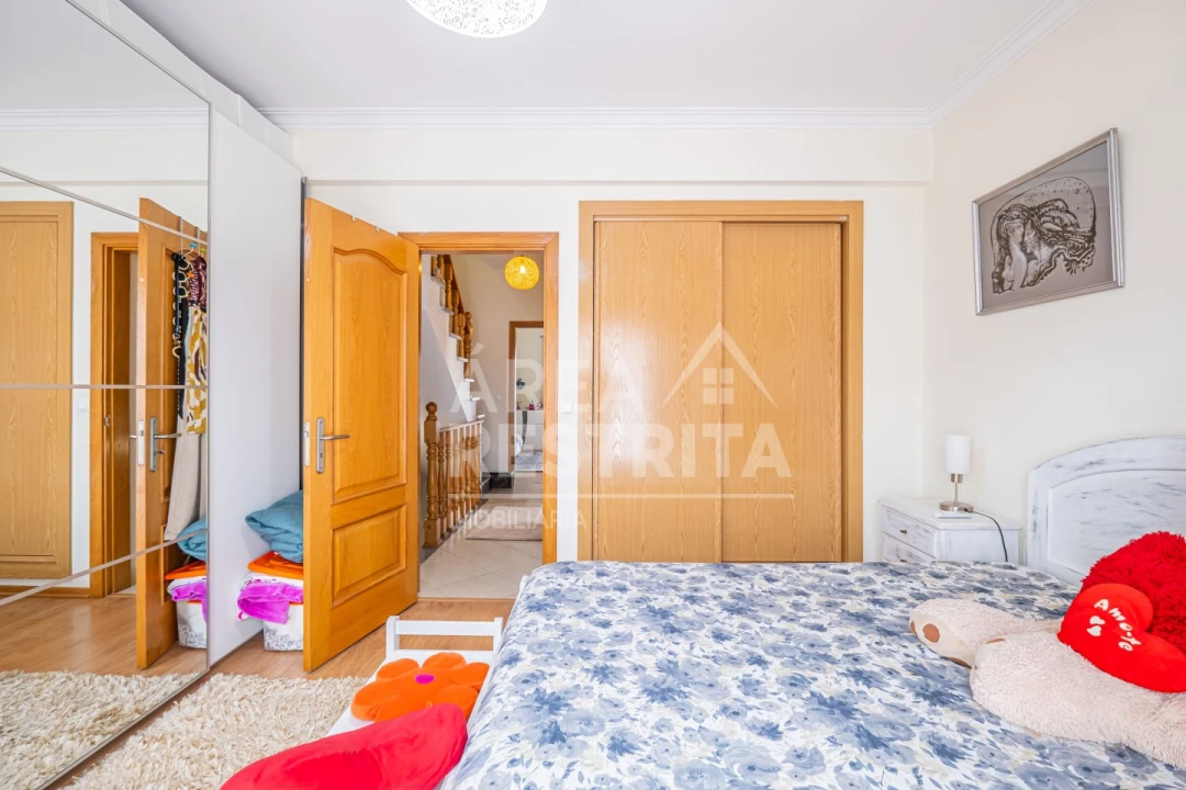 Moradia T3 para Venda em Quinta do Conde Foto 37