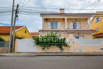 Moradia T3 para Venda em Quinta do Conde