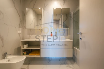 Apartamento T2 para Venda em Santa Marinha e São Pedro da Afurada