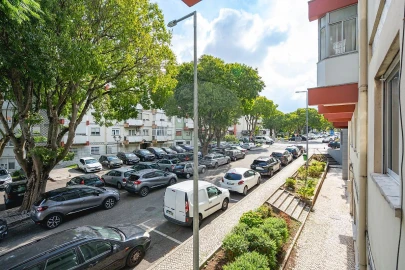 Apartamento T3 para Venda em Venteira
