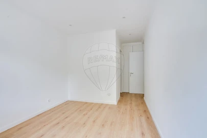 Apartamento T3 para Venda em Venteira