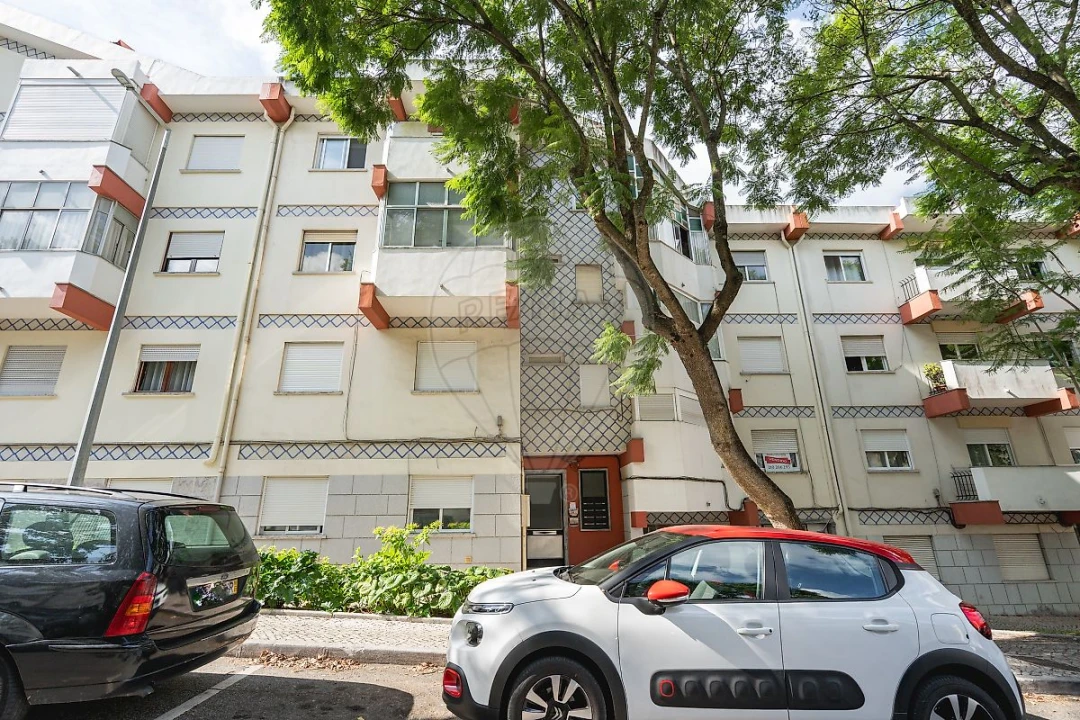 Apartamento T3 para Venda em Venteira Foto 7