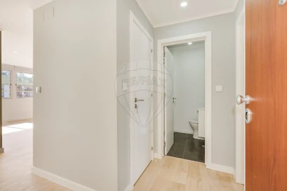 Apartamento T2 para Venda em Odivelas