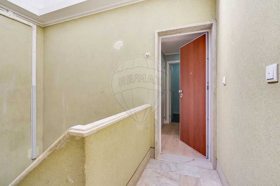 Apartamento T2 para Venda em Odivelas Foto 17