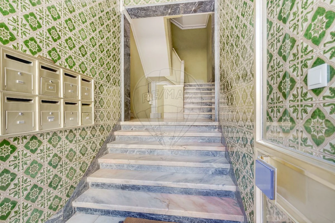 Apartamento T2 para Venda em Odivelas Foto 18