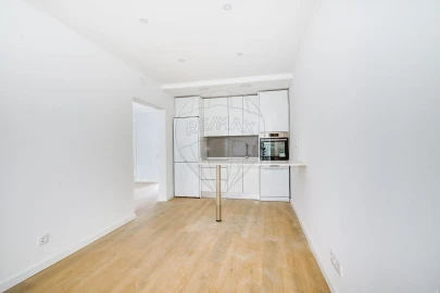 Apartamento T2 para Venda em Falagueira-Venda Nova