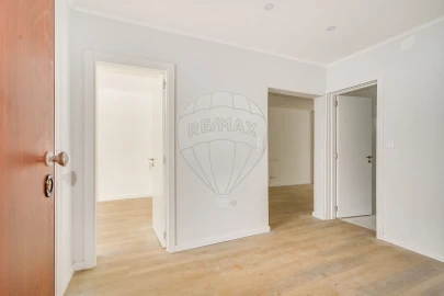 Apartamento T2 para Venda em Falagueira-Venda Nova