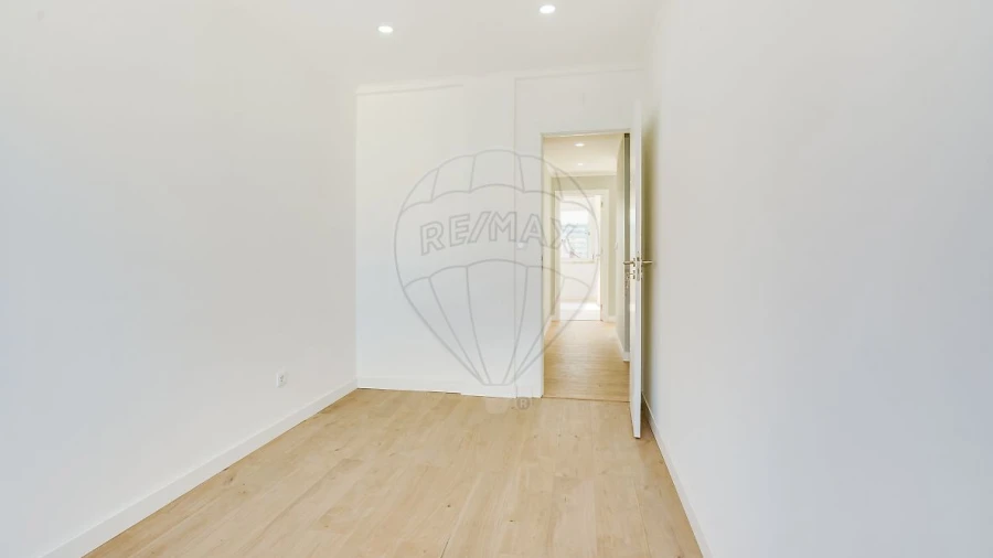 Apartamento T2 para Venda em Falagueira-Venda Nova