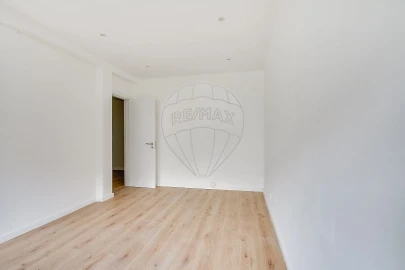 Apartamento T3 para Venda em Venteira