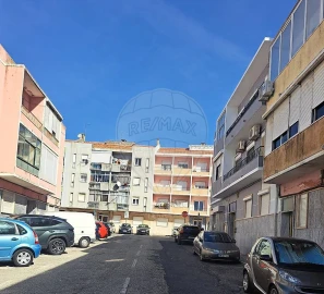 Apartamento T2 para Venda em Águas Livres