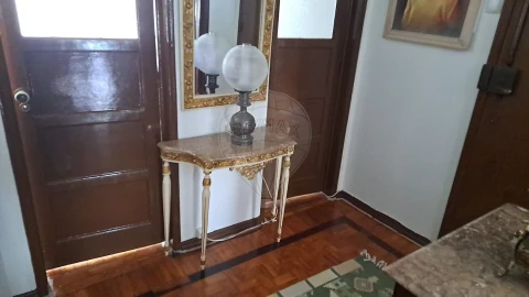 Apartamento T2 para Venda em Águas Livres