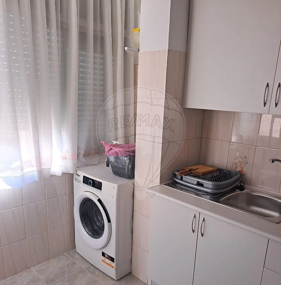 Apartamento T2 para Venda em Águas Livres Foto 2