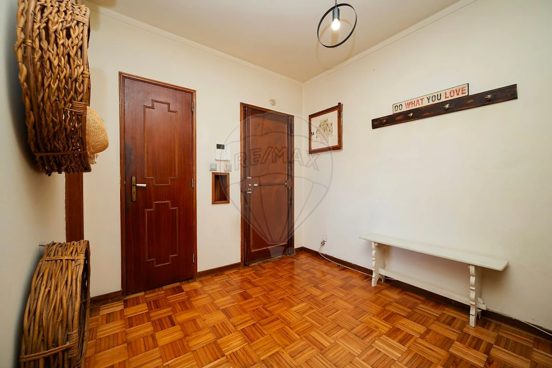 Apartamento T2 para Venda em Cacém e São Marcos Foto 14