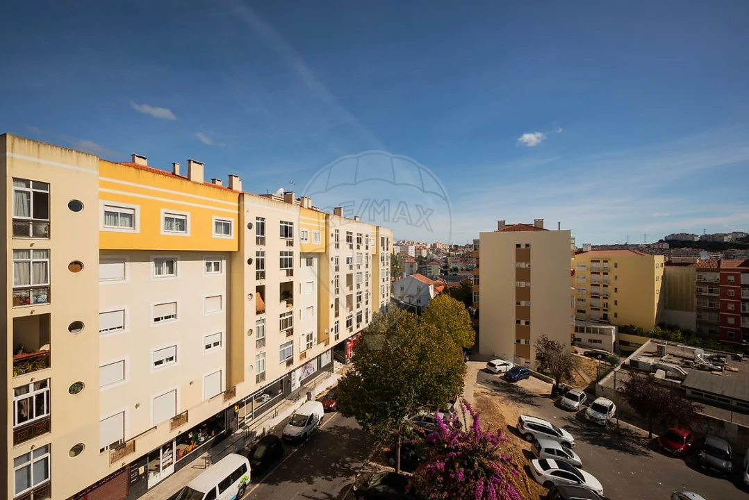 Apartamento T2 para Venda em Cacém e São Marcos Foto 28