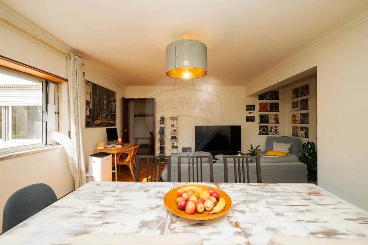 Apartamento T2 para Venda em Cacém e São Marcos Foto 8