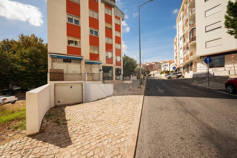 Apartamento T2 para Venda em Cacém e São Marcos Foto 32