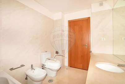 Apartamento T2 para Venda em Alverca do Ribatejo e Sobralinho