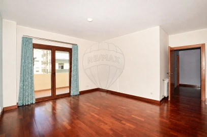 Apartamento T2 para Venda em Alverca do Ribatejo e Sobralinho