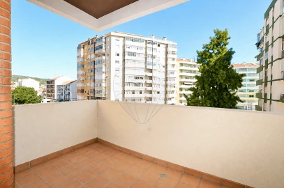 Apartamento T2 para Venda em Alverca do Ribatejo e Sobralinho