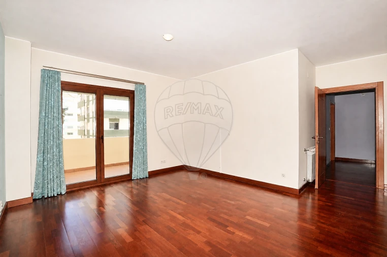 Apartamento T2 para Venda em Alverca do Ribatejo e Sobralinho Foto 12