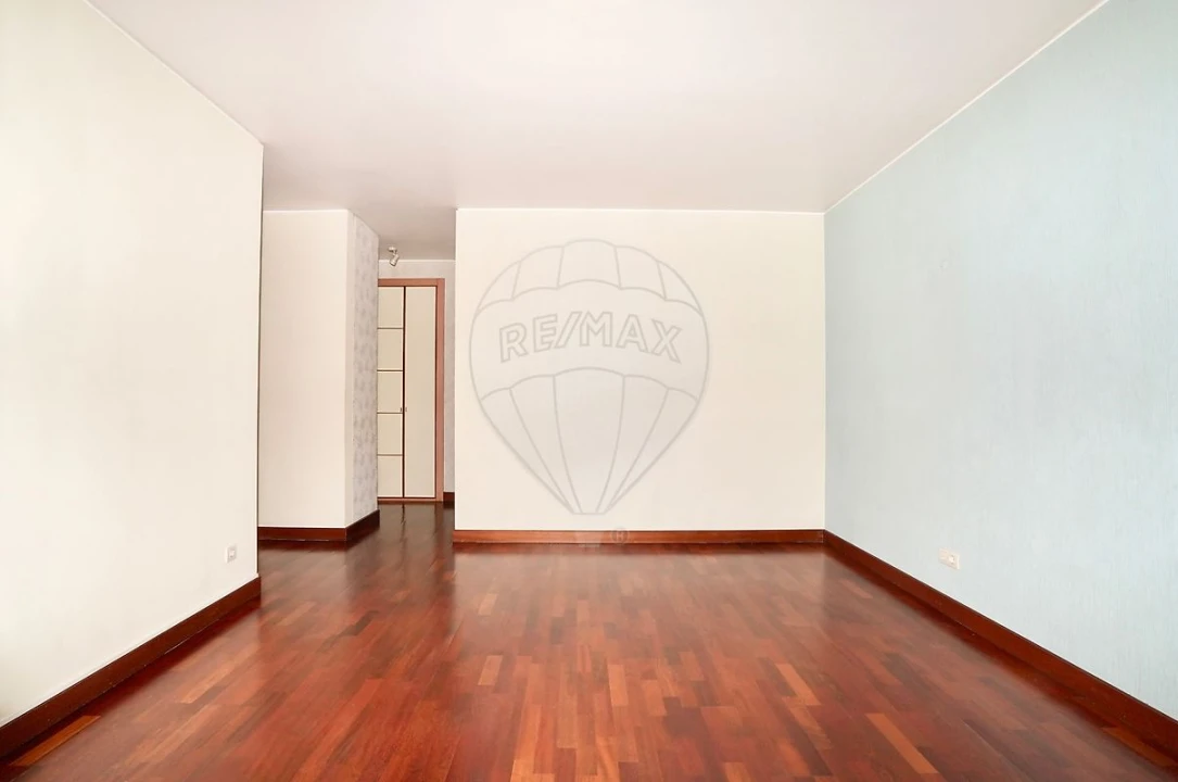 Apartamento T2 para Venda em Alverca do Ribatejo e Sobralinho Foto 11
