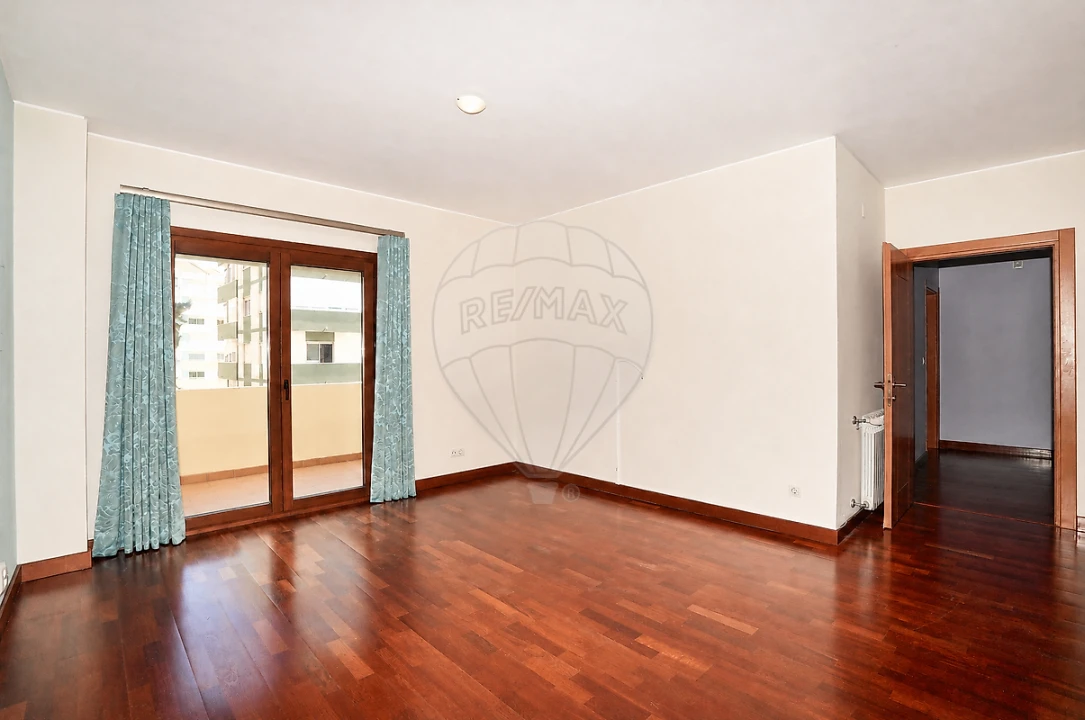 Apartamento T2 para Venda em Alverca do Ribatejo e Sobralinho Foto 12