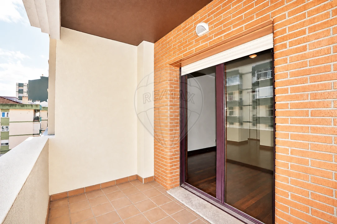 Apartamento T2 para Venda em Alverca do Ribatejo e Sobralinho Foto 19