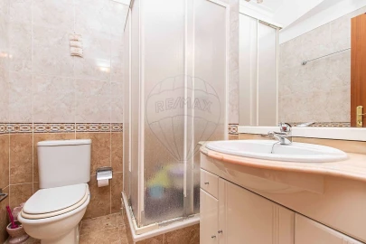 Apartamento T2 para Venda em Póvoa de Santa Iria e Forte da Casa