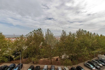 Apartamento T2 para Venda em Póvoa de Santa Iria e Forte da Casa