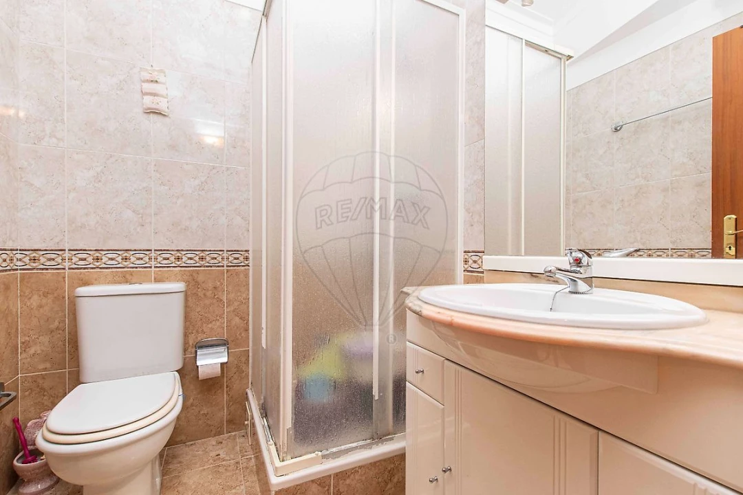 Apartamento T2 para Venda em Póvoa de Santa Iria e Forte da Casa Foto 15