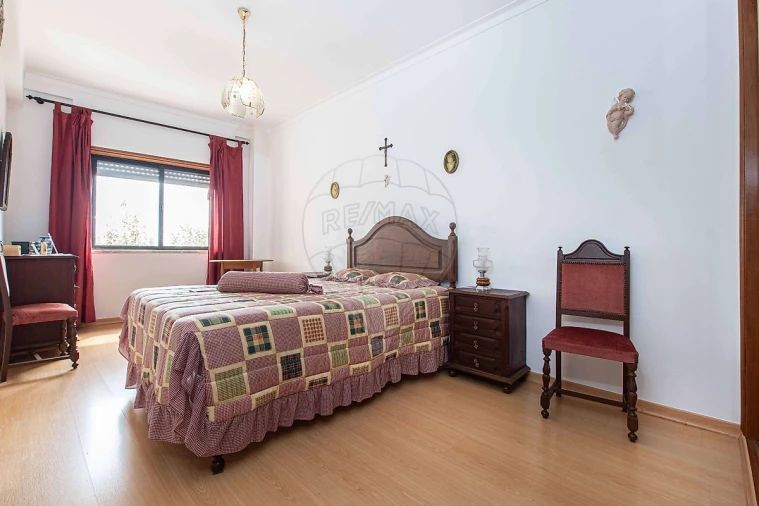 Apartamento T2 para Venda em Póvoa de Santa Iria e Forte da Casa Foto 13