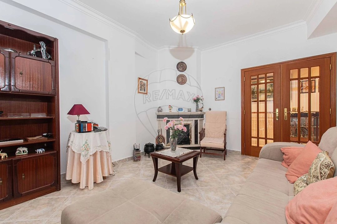 Apartamento T2 para Venda em Póvoa de Santa Iria e Forte da Casa Foto 7