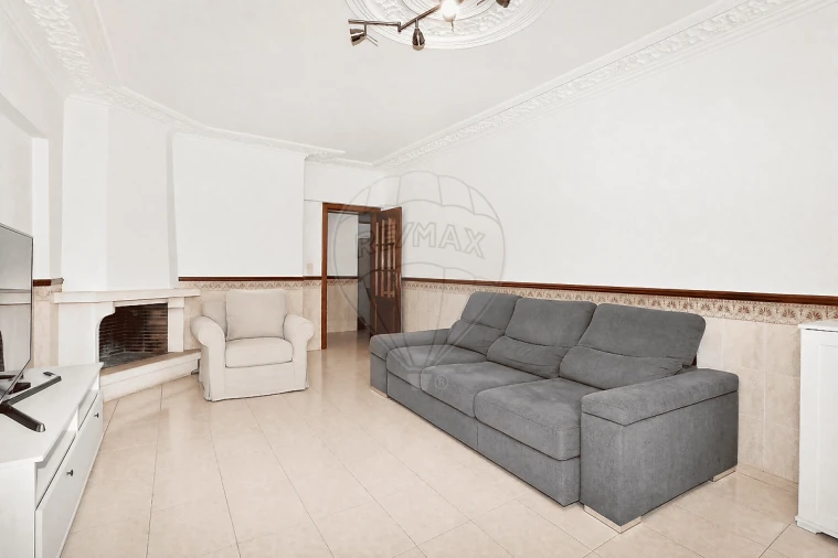 Apartamento T4 para Venda em Massamá e Monte Abraão Foto 6