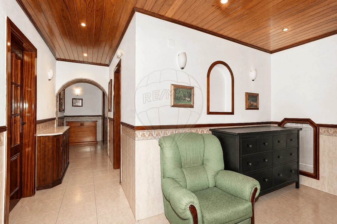 Apartamento T4 para Venda em Massamá e Monte Abraão Foto 9