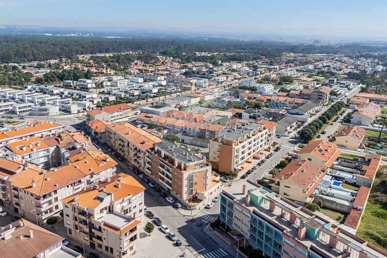 Apartamento T3 para Venda em Ovar, São João, Arada e São Vicente de Pereira Jusã Foto 3