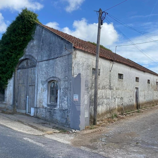 Armazém para Venda em Azueira e Sobral da Abelheira Foto 10