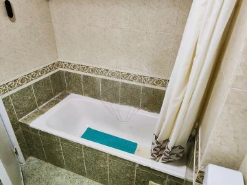 Apartamento T3 para Venda em Póvoa de Santo Adrião e Olival Basto